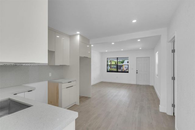2121 NW 86th Terrace, Miami, FL 33147