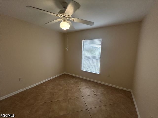 6012 Thrush AVE, Fort Myers, FL 33905