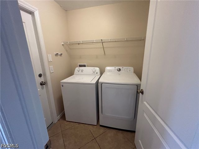 6012 Thrush AVE, Fort Myers, FL 33905