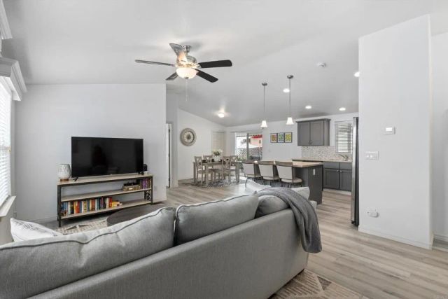 1515 Capalina 15, San Marcos, CA 92069