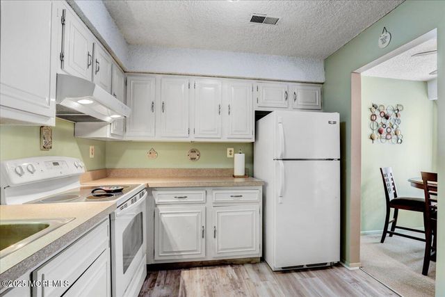 18 Northrup Drive 201, Brick, NJ 08724