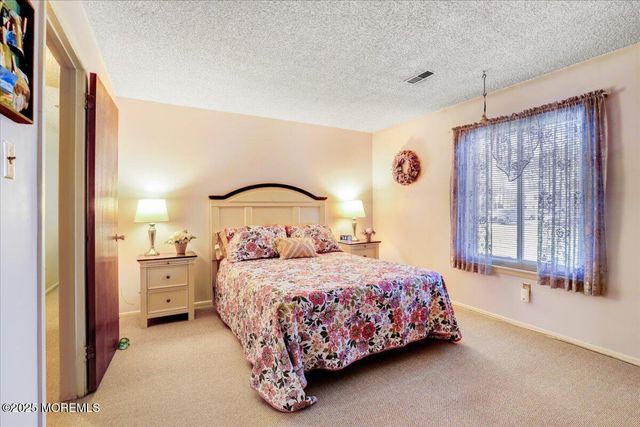 18 Northrup Drive 201, Brick, NJ 08724