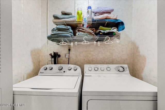 18 Northrup Drive 201, Brick, NJ 08724