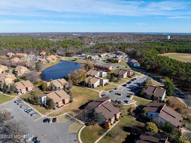 18 Northrup Drive 201, Brick, NJ 08724