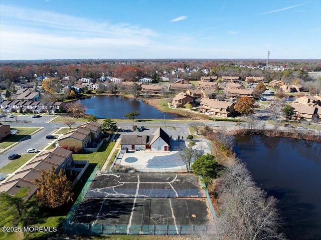 18 Northrup Drive 201, Brick, NJ 08724