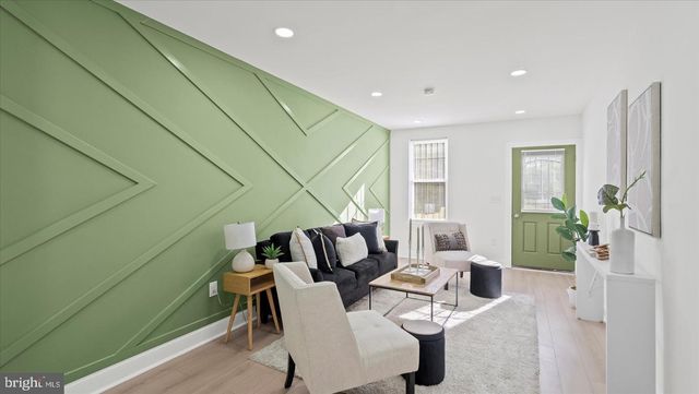 725 E 20TH ST, Baltimore, MD 21218