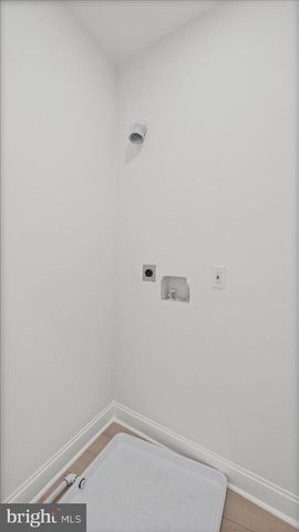 725 E 20TH ST, Baltimore, MD 21218