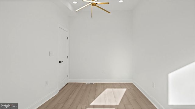 725 E 20TH ST, Baltimore, MD 21218