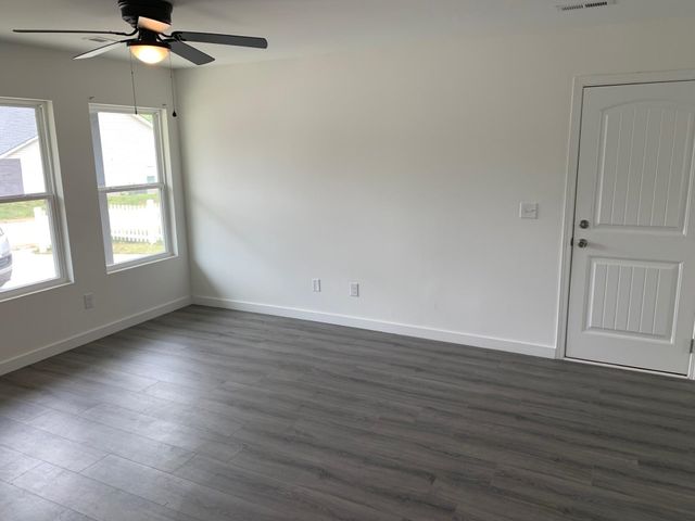 305 S Lee Street, Chesnee, SC 29323