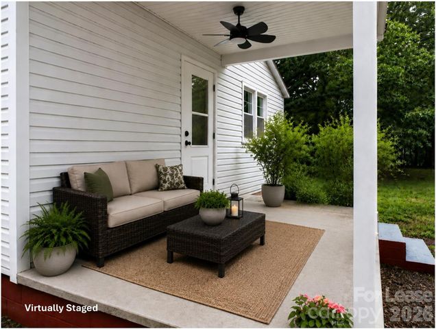 810 Mt Holly Huntersville Road, Charlotte, NC 28214