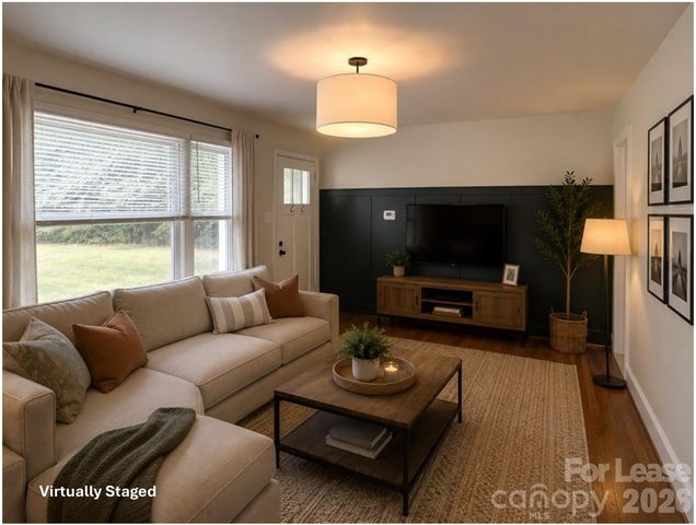 810 Mt Holly Huntersville Road, Charlotte, NC 28214