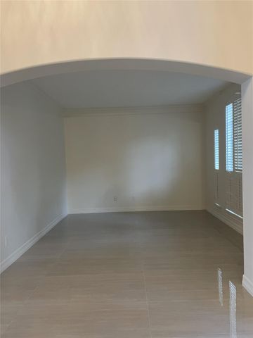 5622 Lake Place, Houston, TX 77041