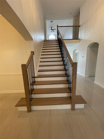 5622 Lake Place, Houston, TX 77041