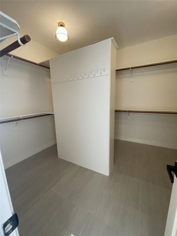 5622 Lake Place, Houston, TX 77041