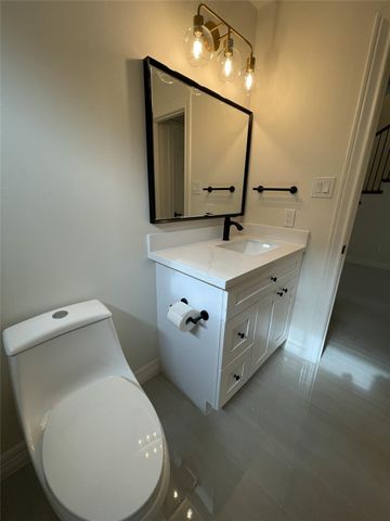 5622 Lake Place, Houston, TX 77041