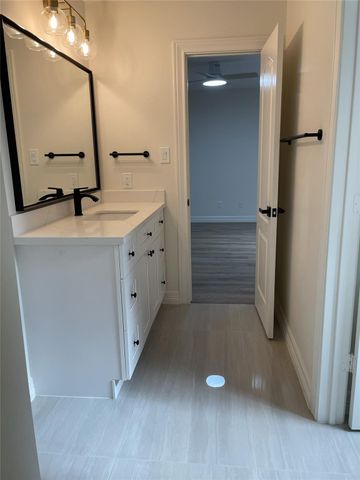 5622 Lake Place, Houston, TX 77041