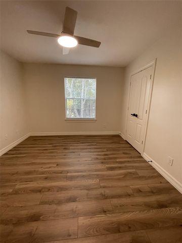 5622 Lake Place, Houston, TX 77041