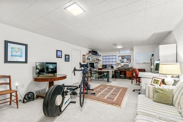 5622 Far Hill Drive, Grand Rapids, MI 49546