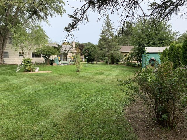 5622 Far Hill Drive, Grand Rapids, MI 49546