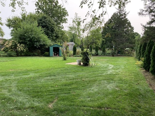 5622 Far Hill Drive, Grand Rapids, MI 49546