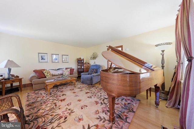 10173 SHIMPSTOWN ROAD, Mercersburg, PA 17236