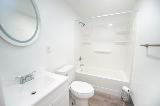 2336 W Croft Circle, Spartanburg, SC 29302