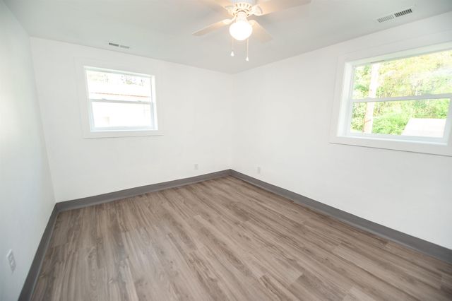 2336 W Croft Circle, Spartanburg, SC 29302