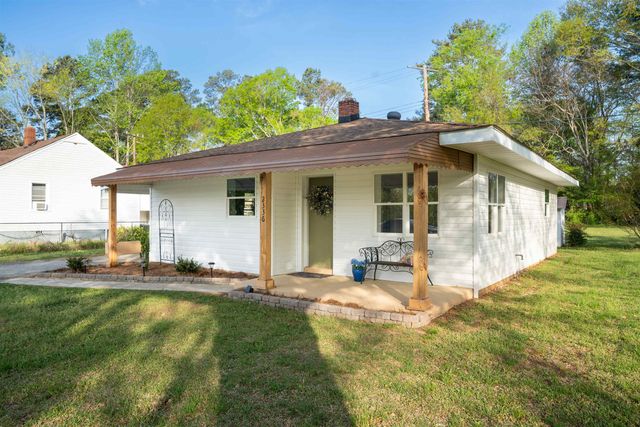 2336 W Croft Circle, Spartanburg, SC 29302