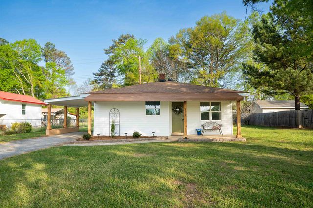 2336 W Croft Circle, Spartanburg, SC 29302