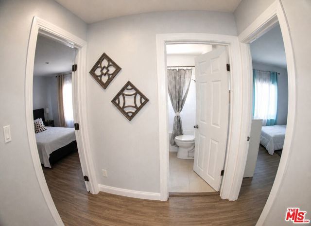 5705 West Blvd, Los Angeles, CA 90043
