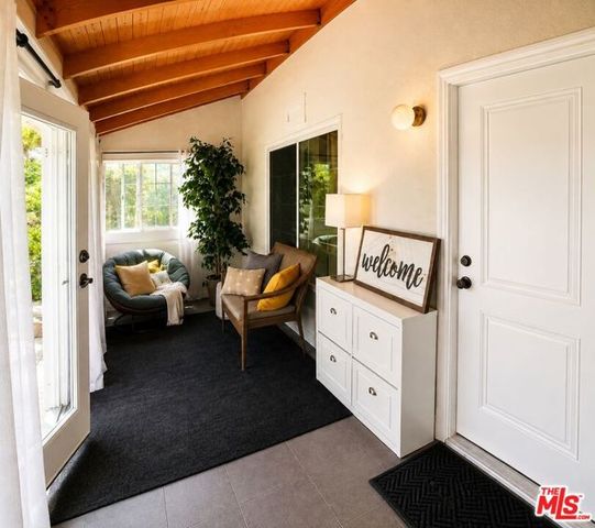 5705 West Blvd, Los Angeles, CA 90043