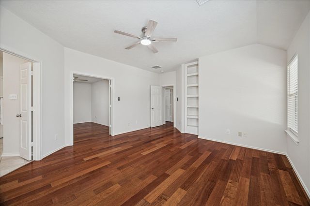 30 Jewelsford Drive, The Woodlands, TX 77382