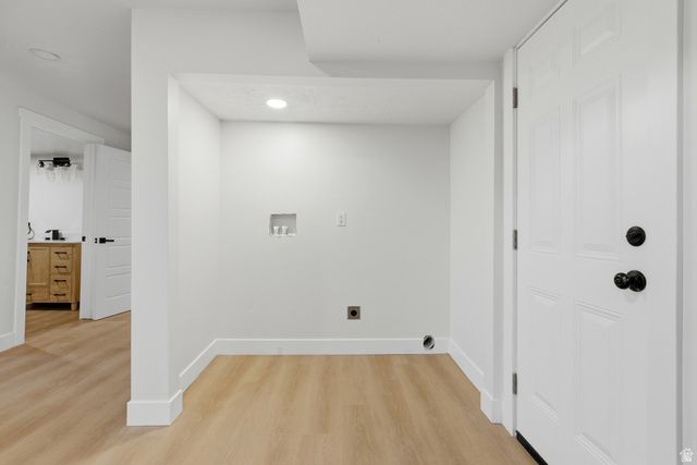 8857 S CAPELLA WAY, Sandy, UT 84093