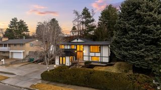 8857 S CAPELLA WAY, Sandy, UT 84093