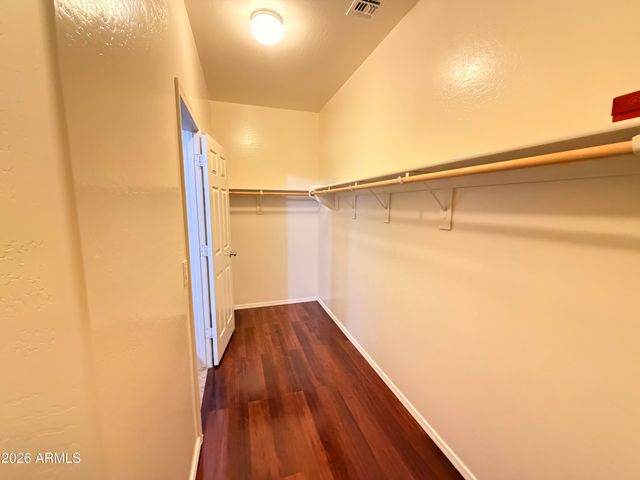 10156 W GOLDEN Lane, Peoria, AZ 85345