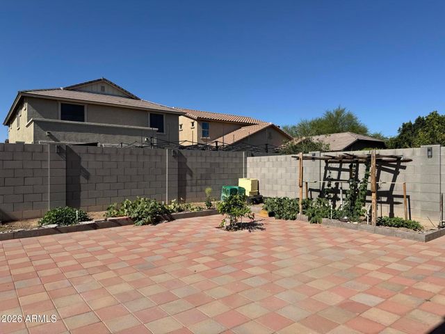 10156 W GOLDEN Lane, Peoria, AZ 85345
