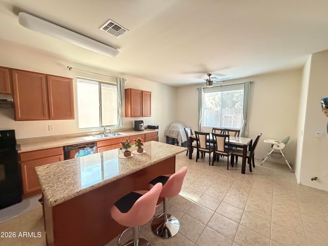 10156 W GOLDEN Lane, Peoria, AZ 85345