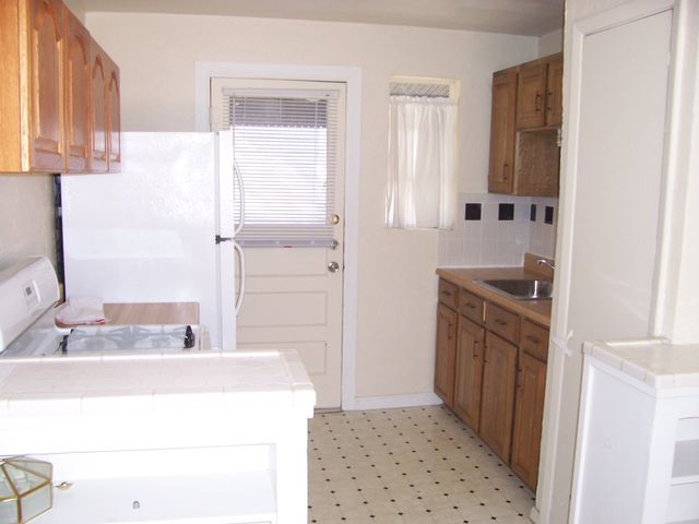 5953 Lewis Street, Dallas, TX 75206