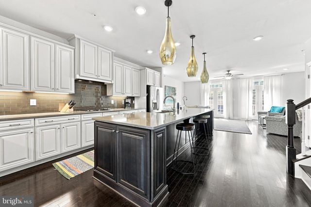 801 STONECLIFFE RD, Malvern, PA 19355