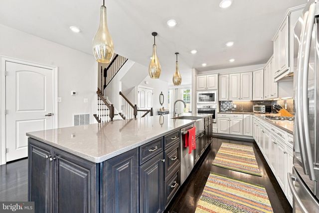801 STONECLIFFE RD, Malvern, PA 19355