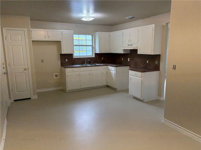 4546 Ramona, Corpus Christi, TX 78416