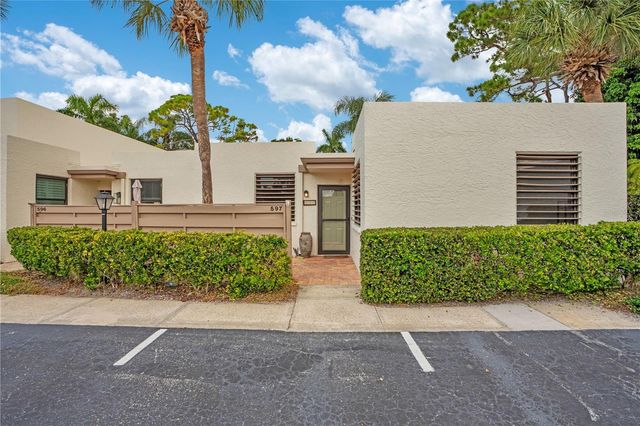 597 LAKESIDE DRIVE 205, Bradenton, FL 34210