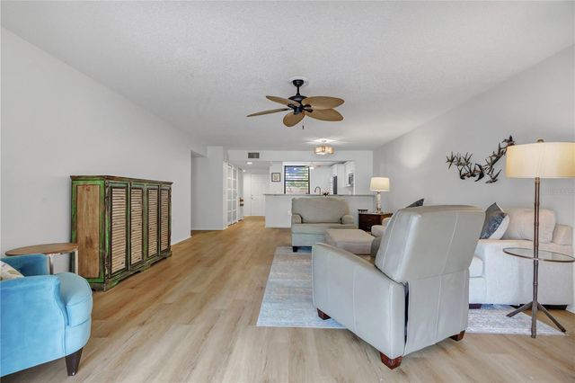 597 LAKESIDE DRIVE 205, Bradenton, FL 34210