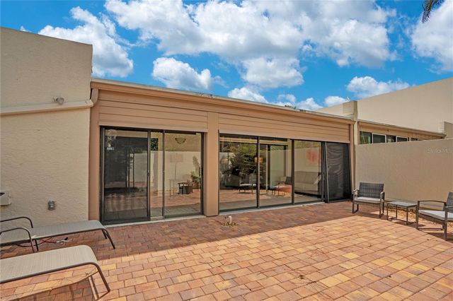 597 LAKESIDE DRIVE 205, Bradenton, FL 34210