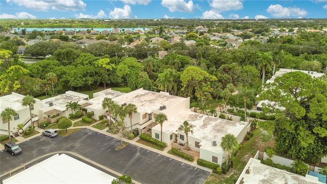 597 LAKESIDE DRIVE 205, Bradenton, FL 34210