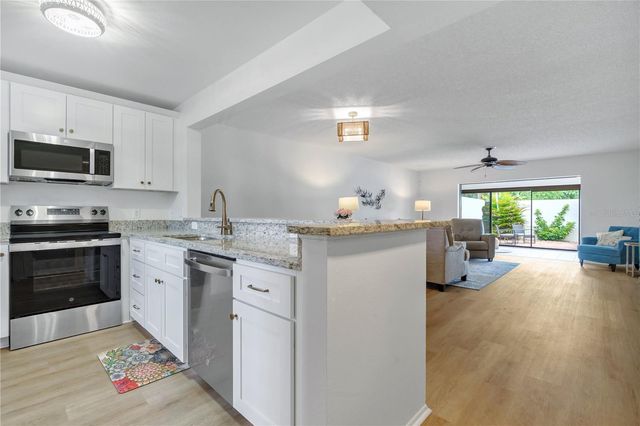 597 LAKESIDE DRIVE 205, Bradenton, FL 34210