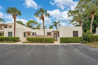 597 LAKESIDE DRIVE 205, Bradenton, FL 34210