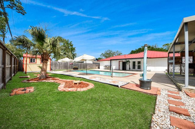 158 Highland Terrace, League City, TX 77573