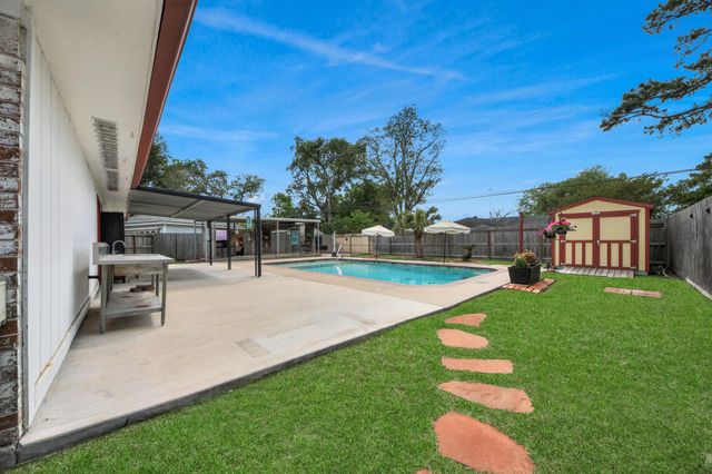 158 Highland Terrace, League City, TX 77573