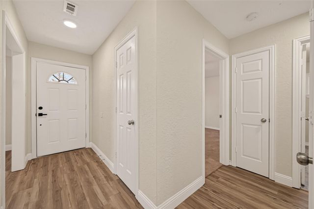 5401 Bayou Drive, Dickinson, TX 77539